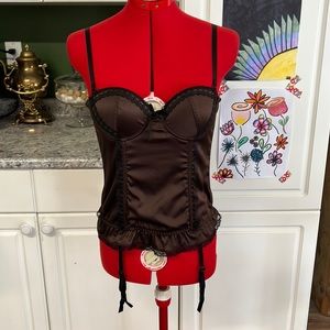 NWOT bustier with garters